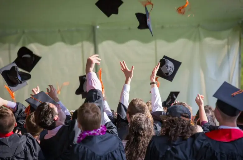 Cosa fare dopo la laurea